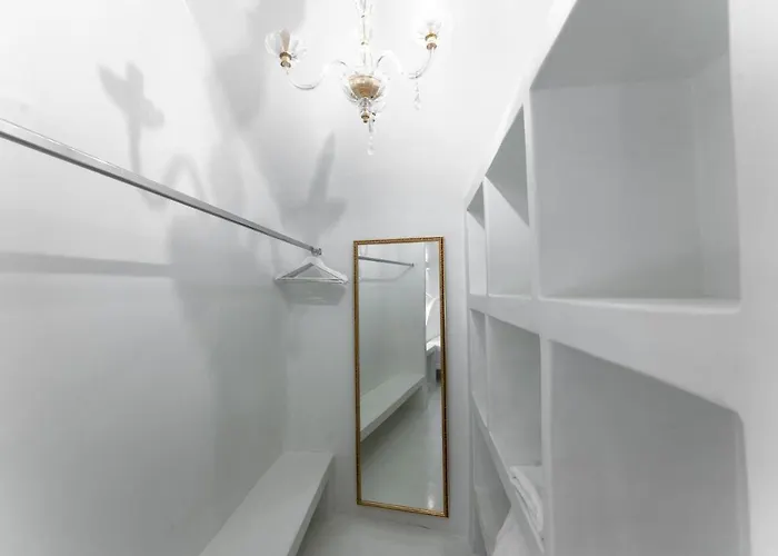 Sun Naam Santorini With Heated Jacuzzi Villa