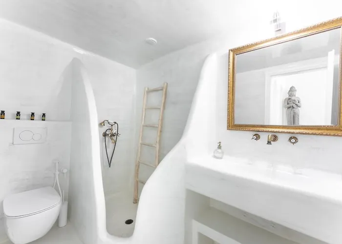 Villa Sun Naam Santorini With Heated Jacuzzi