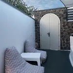 Βίλα Sun Naam Santorini With Heated Jacuzzi *