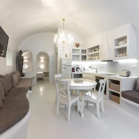 Sun Naam Santorini With Heated Jacuzzi *