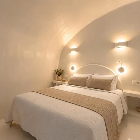 Sun Naam Santorini With Heated Jacuzzi *