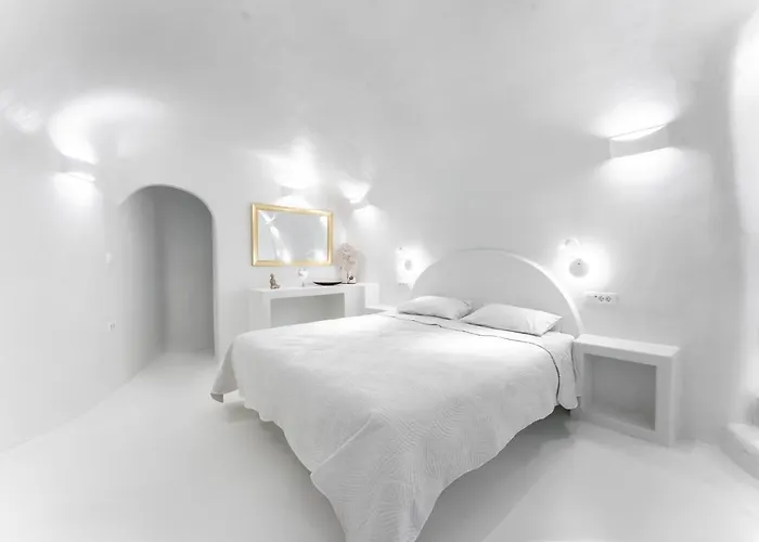 Sun Naam Santorini With Heated Jacuzzi